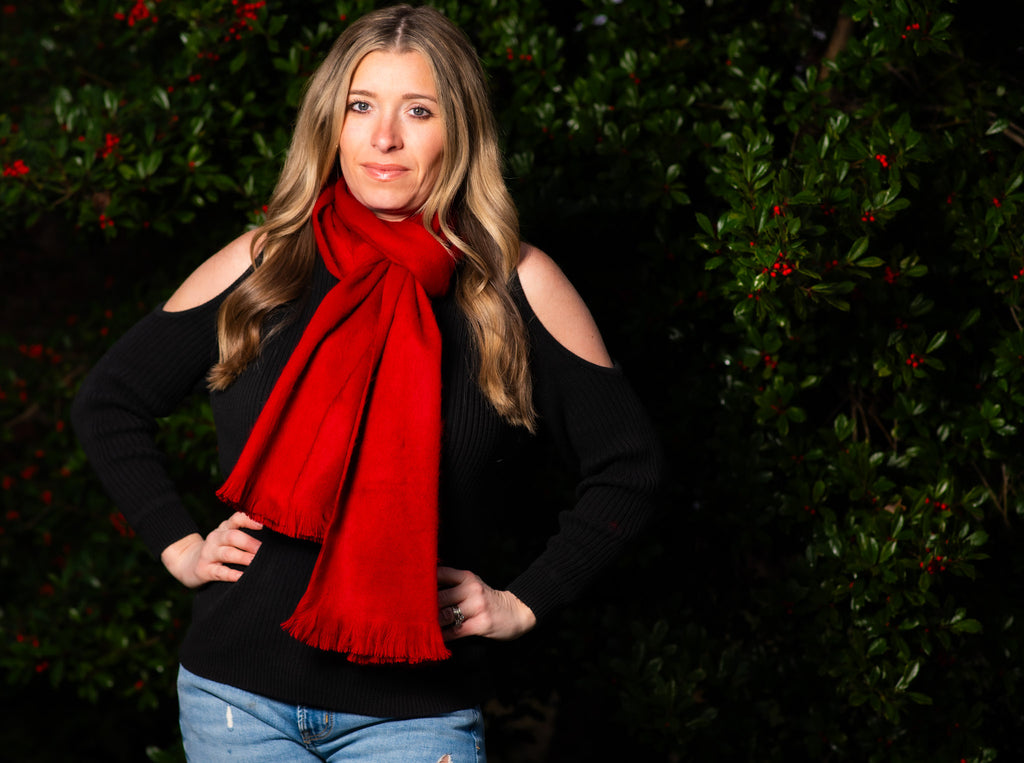 Red Handwoven Alpaca Scarf – Artisanal Luxury from Ecuador
